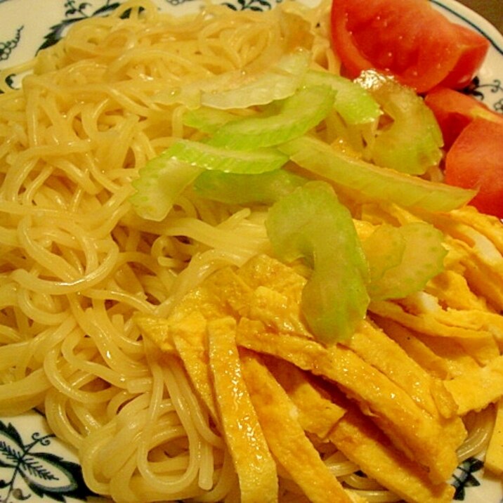 焼きそば麺で 冷やし中華　具やタレはあるもので